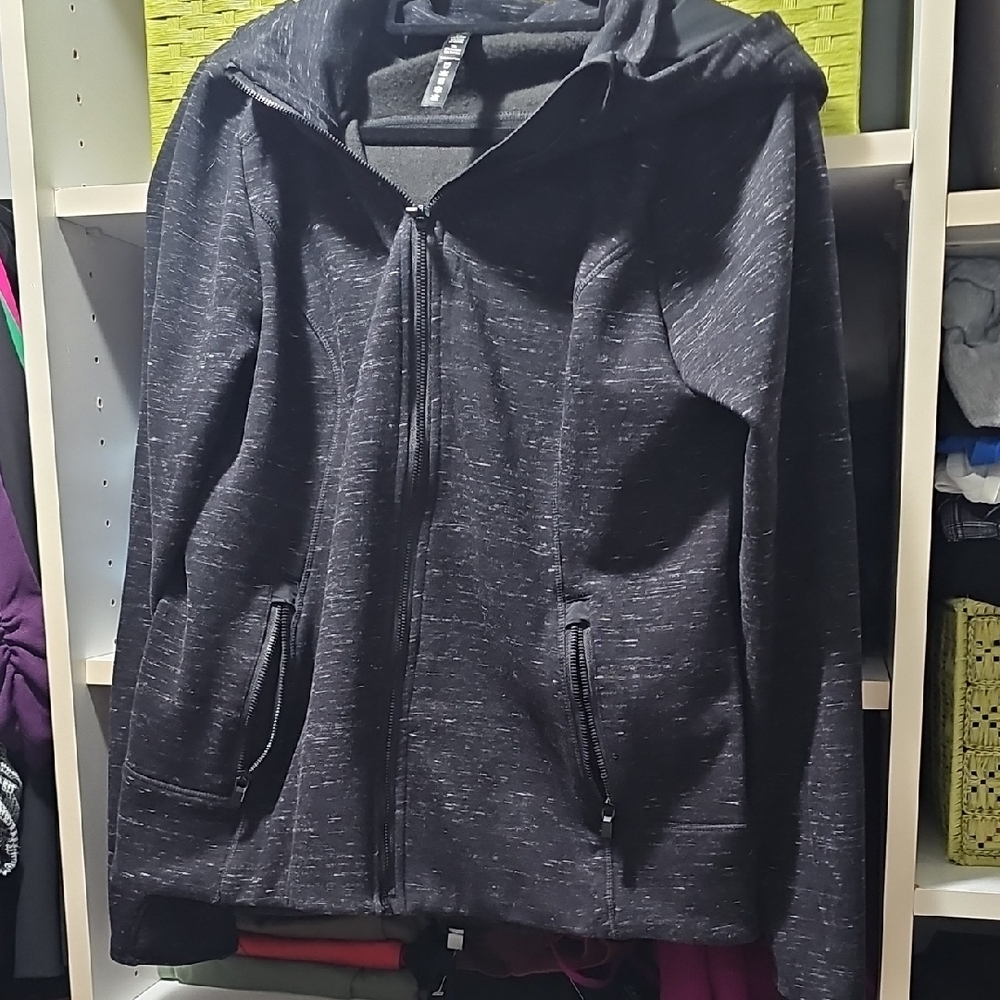Women's 90 Degrees Brand New Without Tags Size Large Zip Up Heavy Sweatshirt